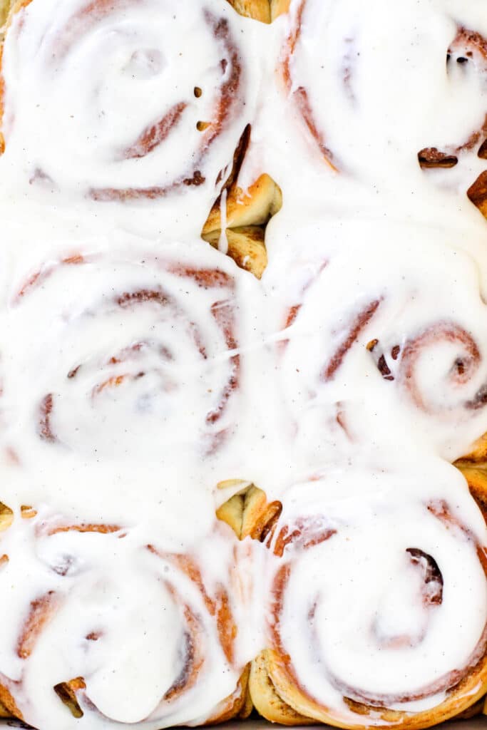 Best Gooey Cinnamon Rolls