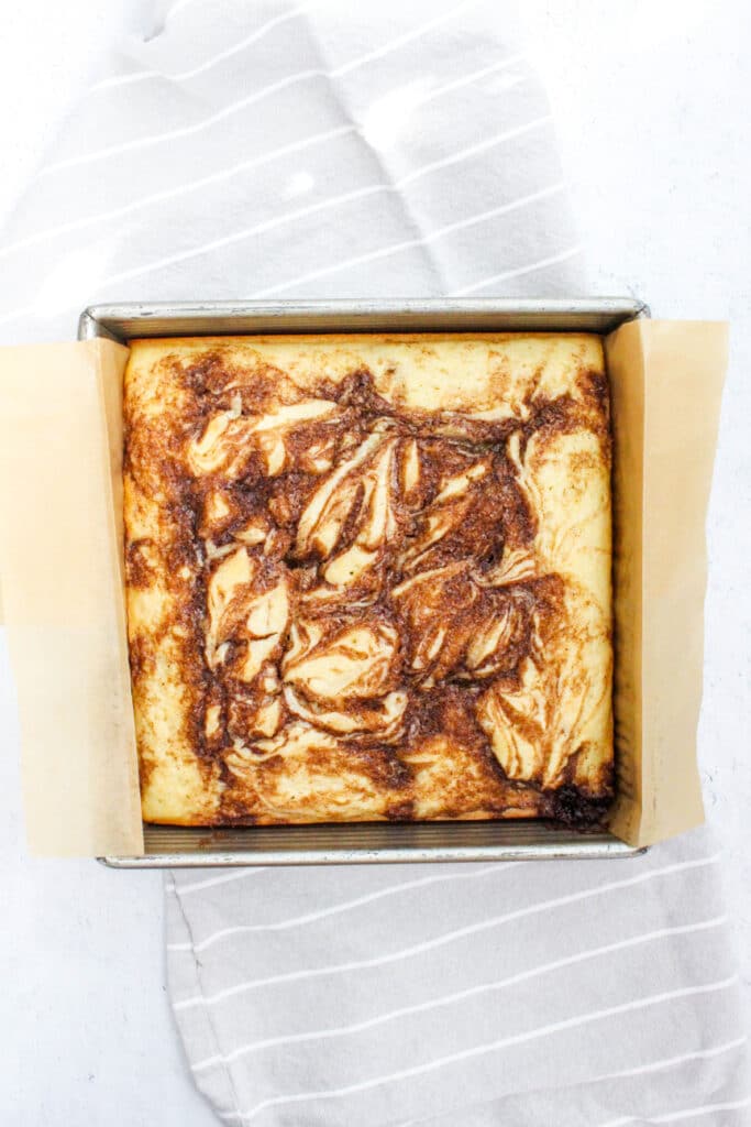 Best Cinnamon Roll Cake Recipe