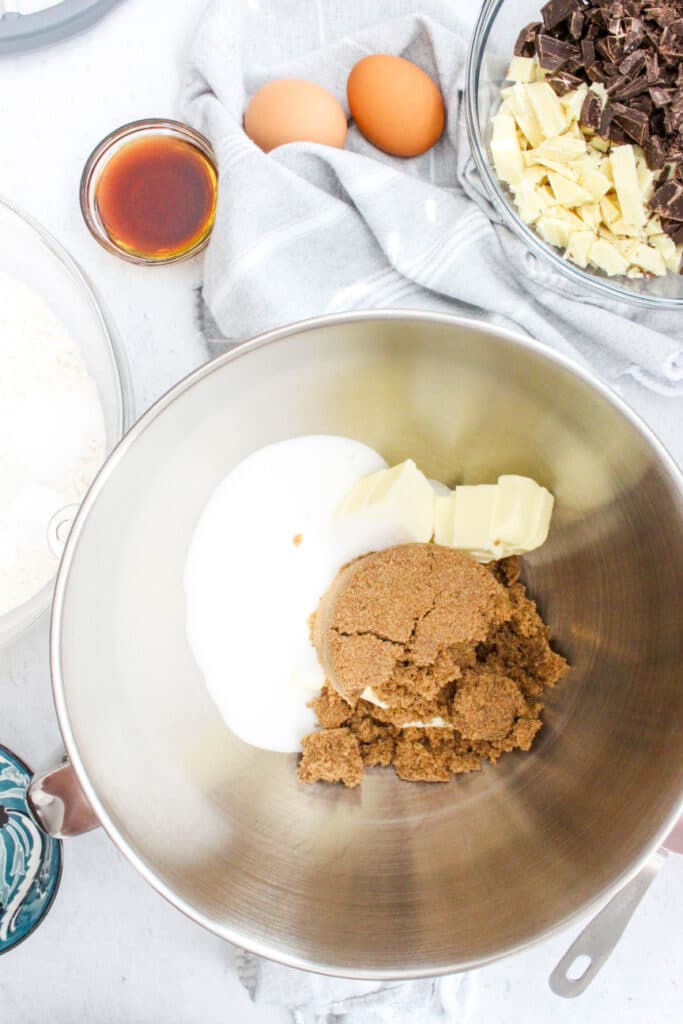 How to Make Giant Chocolate Chunk Cookies