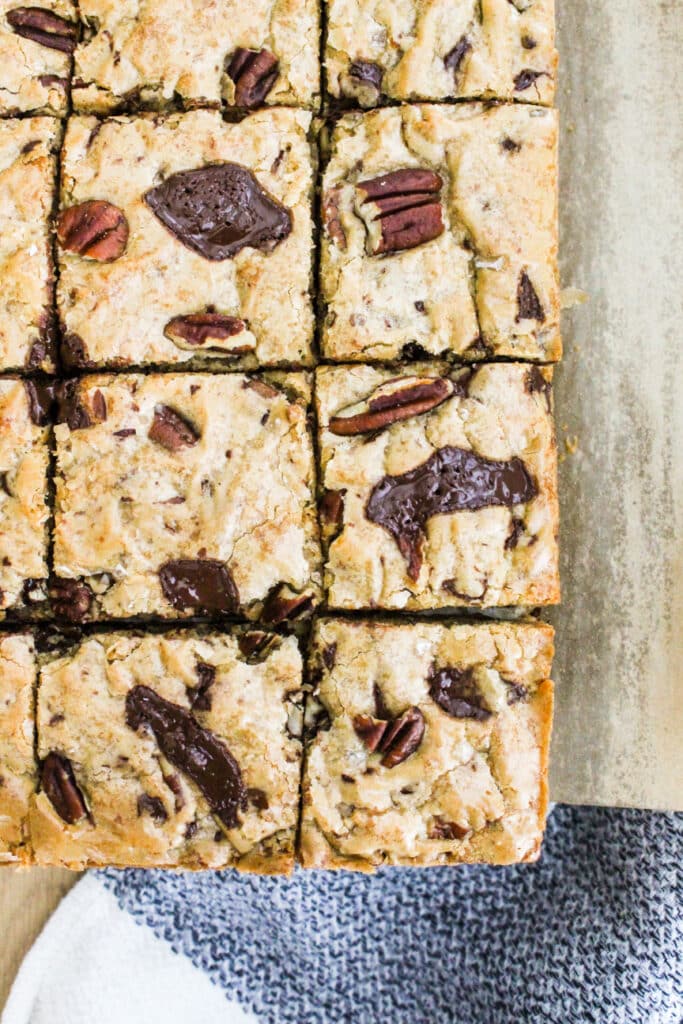 Perfect Chewy Blondies