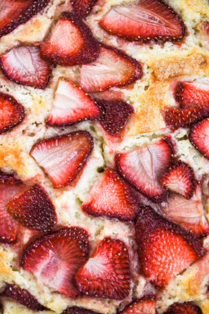 Baked High-Altitude Strawberry Cake