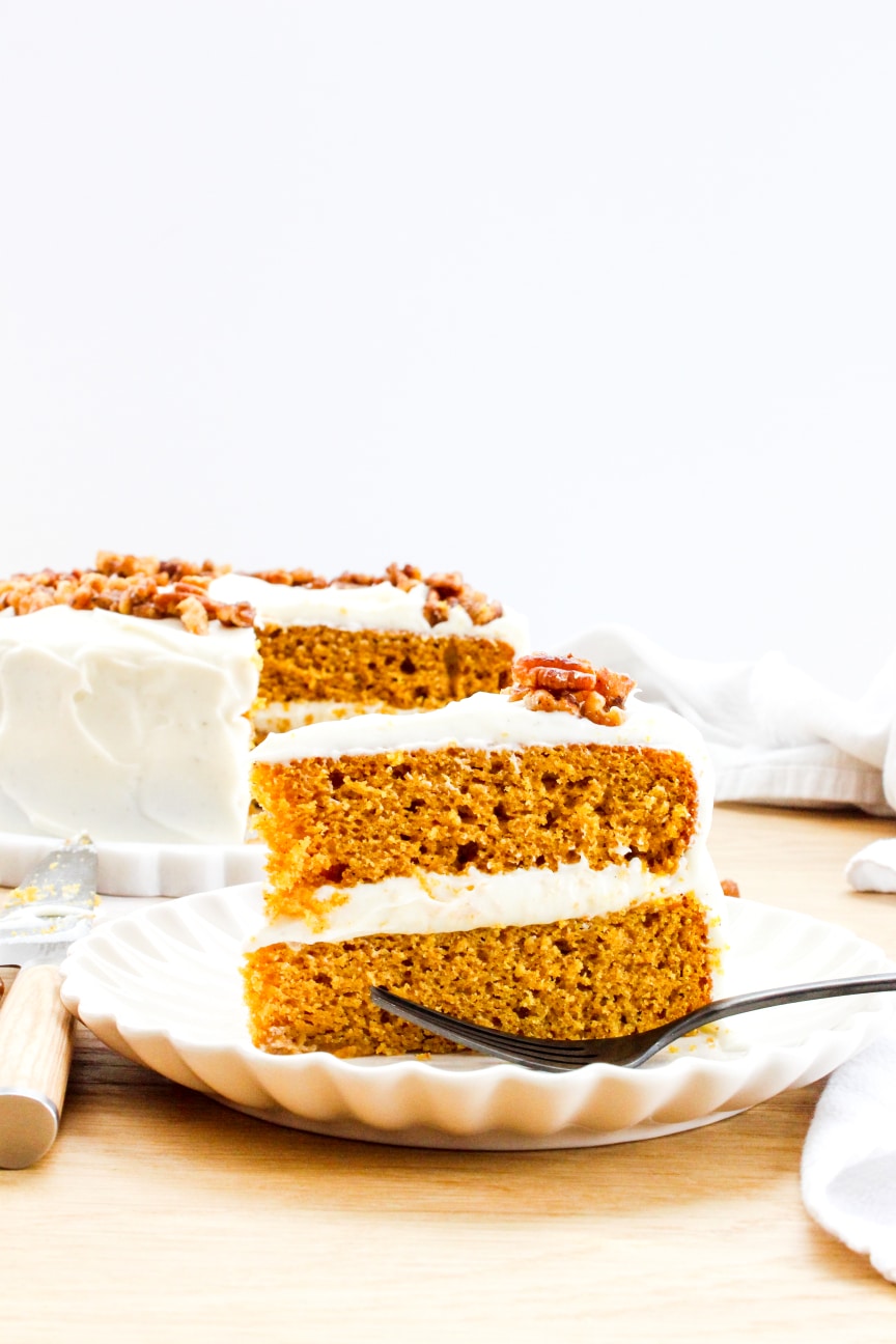 Pumpkin cake with cream cheese frosting hotsell
